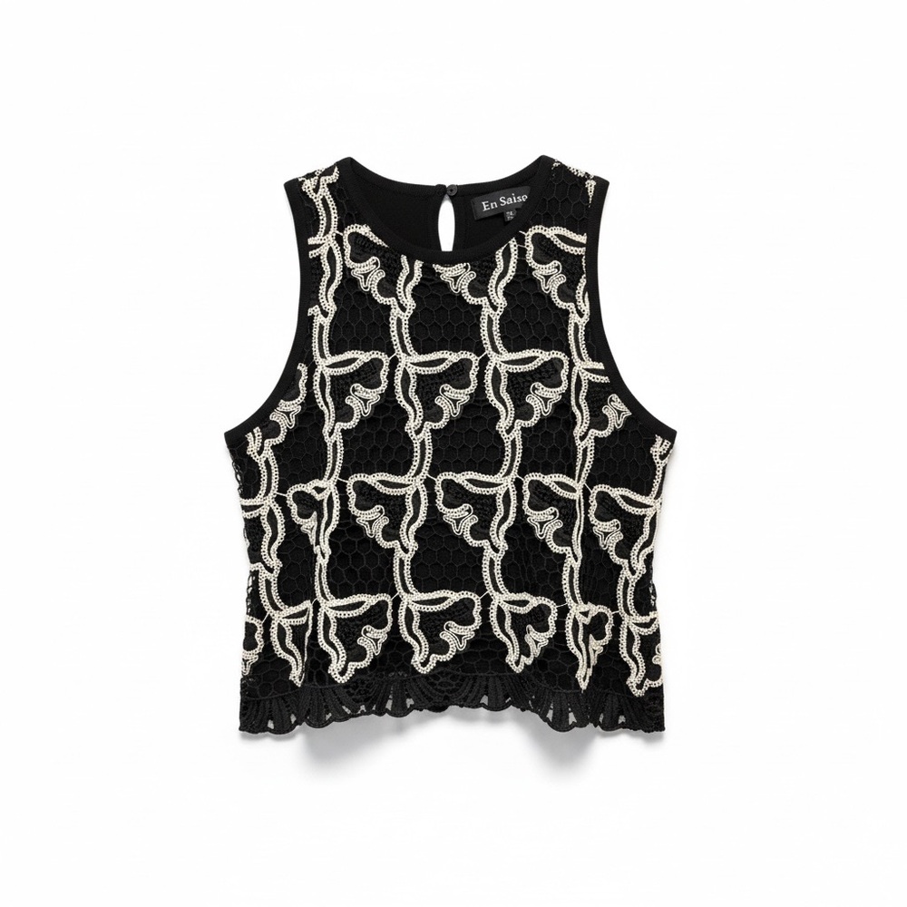 En Saison Black and Cream Lace Crop Top